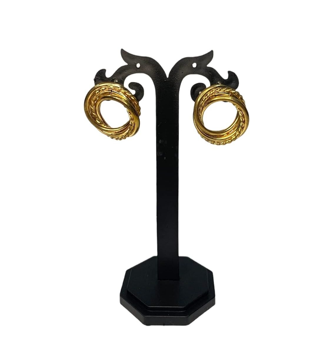 Plastic compact display stand for showcasing earrings